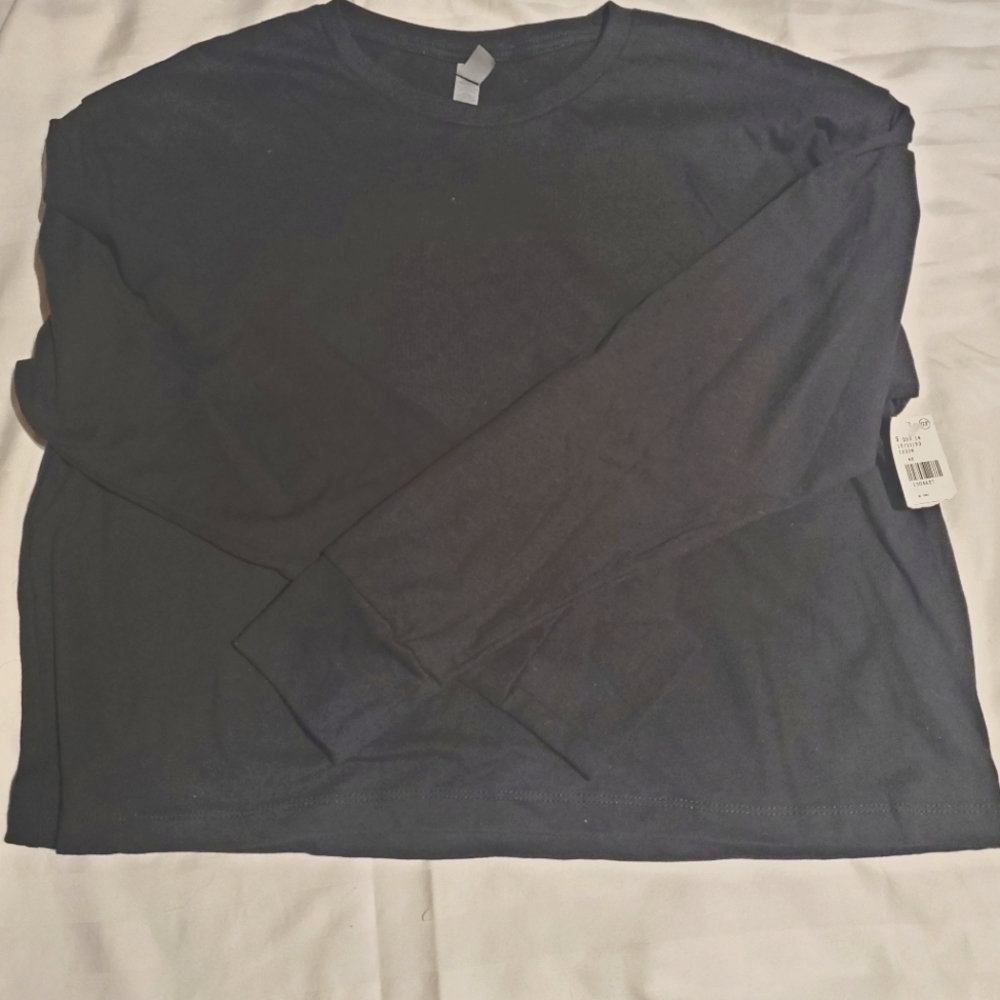 62. NWT Next Level Long Sleeve Crop Top